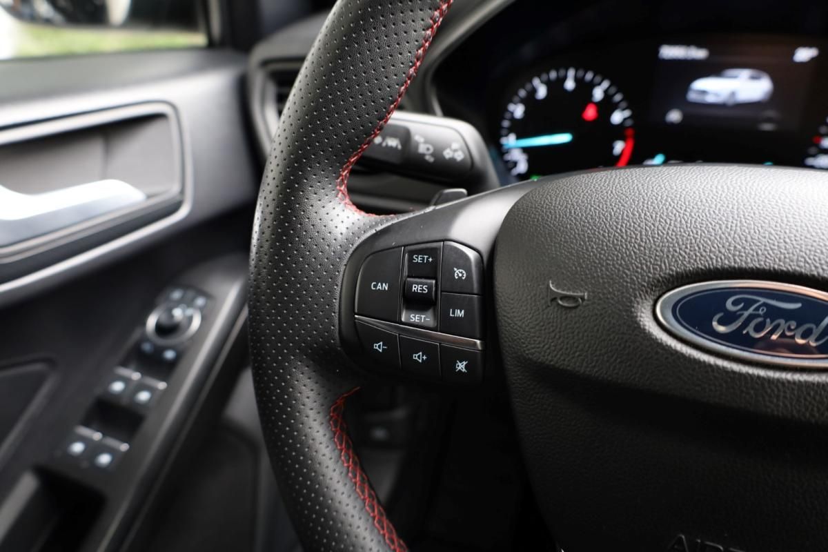 ford-focus-2023-gasolina-998cc