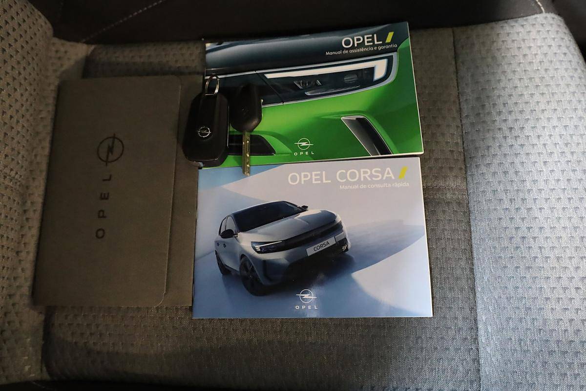 opel-corsa-2023-gasolina-1199cc