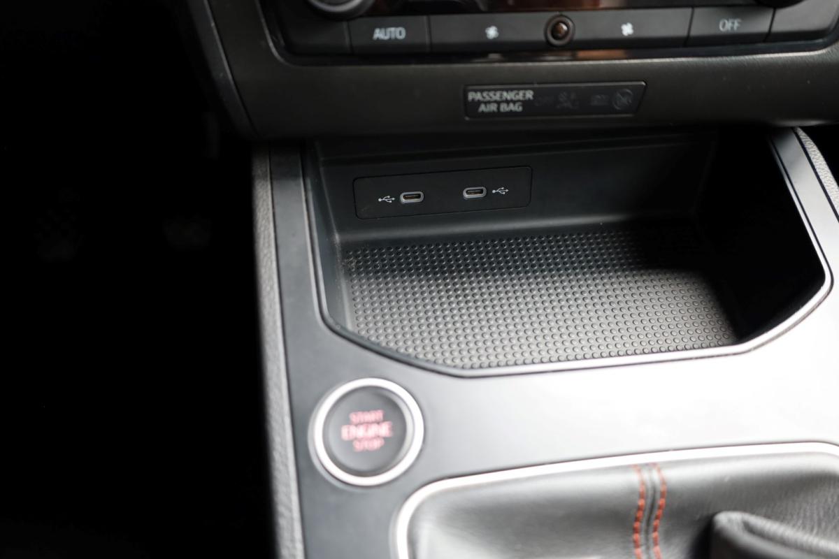 seat-ibiza-2024-gasolina-999cc
