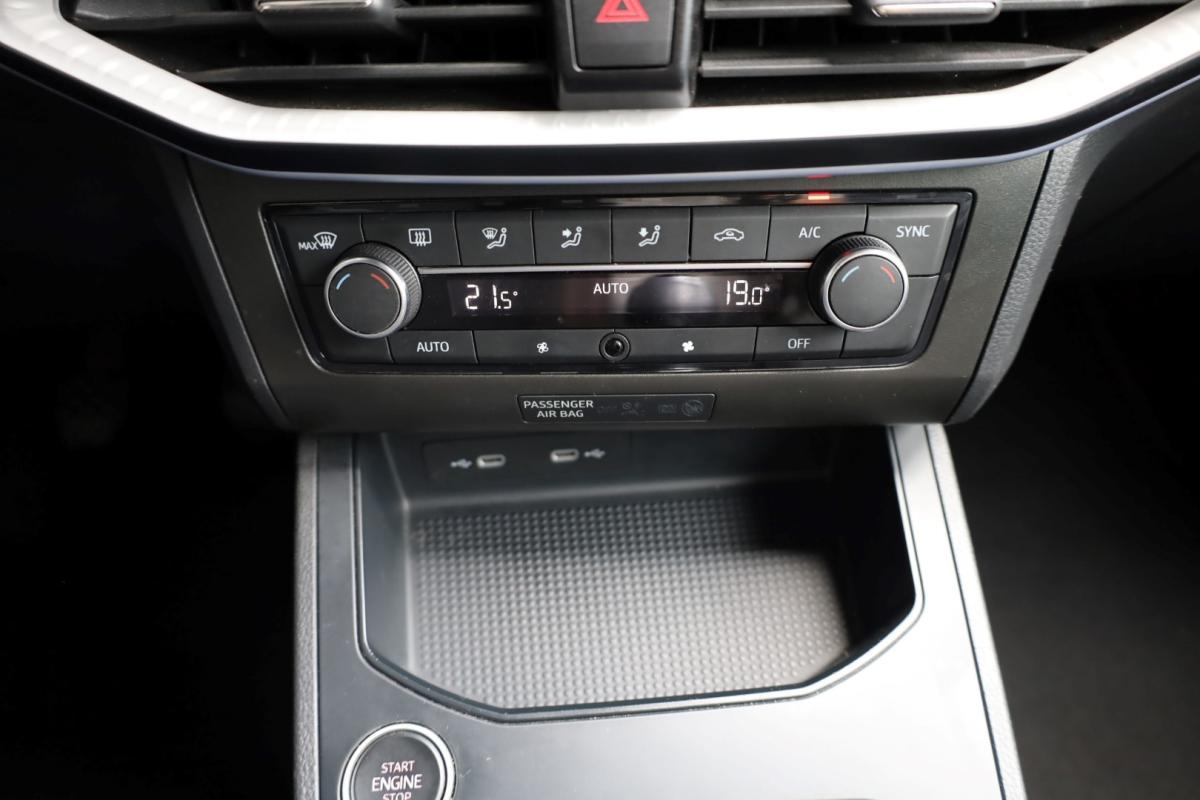 seat-ibiza-2024-gasolina-999cc