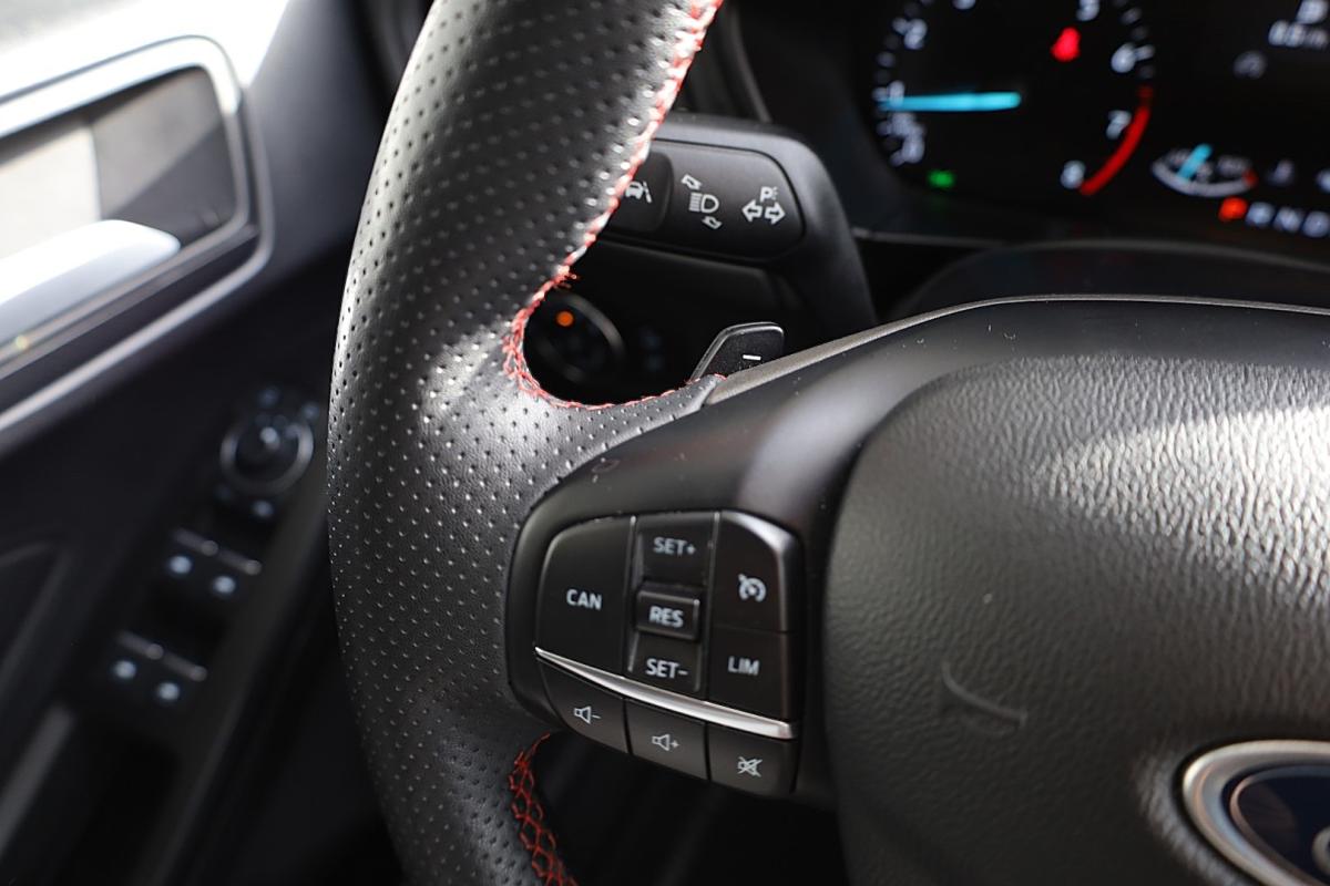 ford-focus-2023-gasolina-998cc