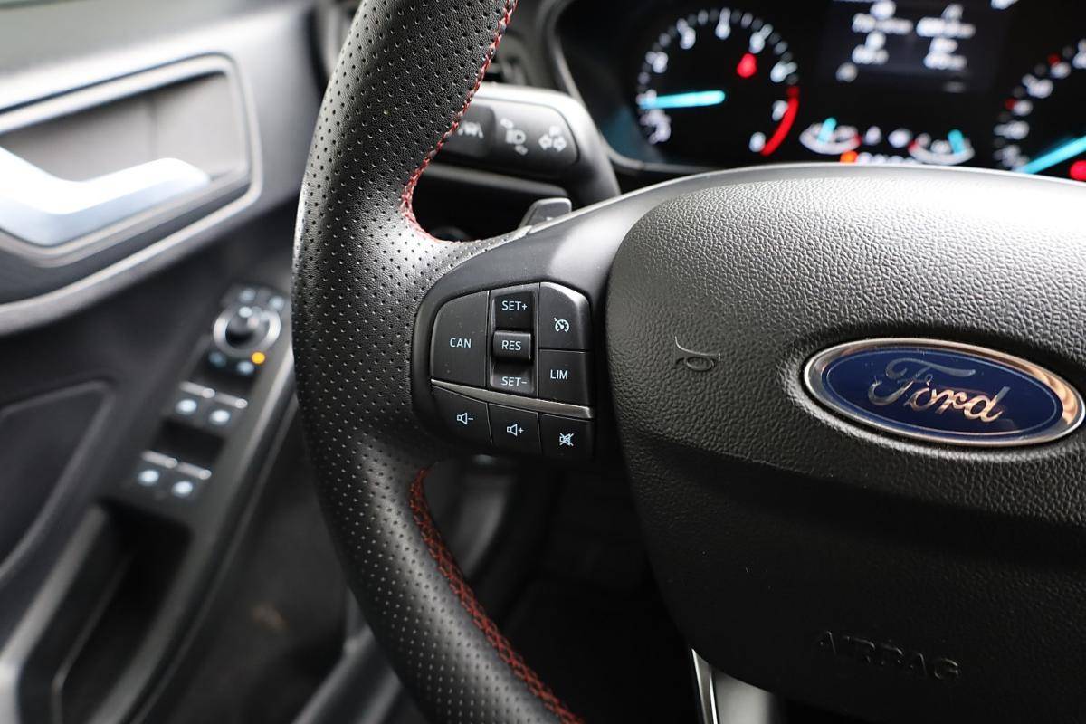 ford-focus-2023-gasolina-998cc