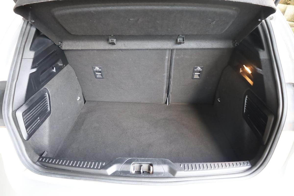 ford-focus-2023-gasolina-998cc