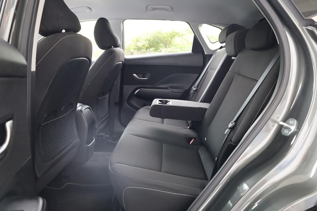 hyundai-kauai-2024-gasolina-998cc