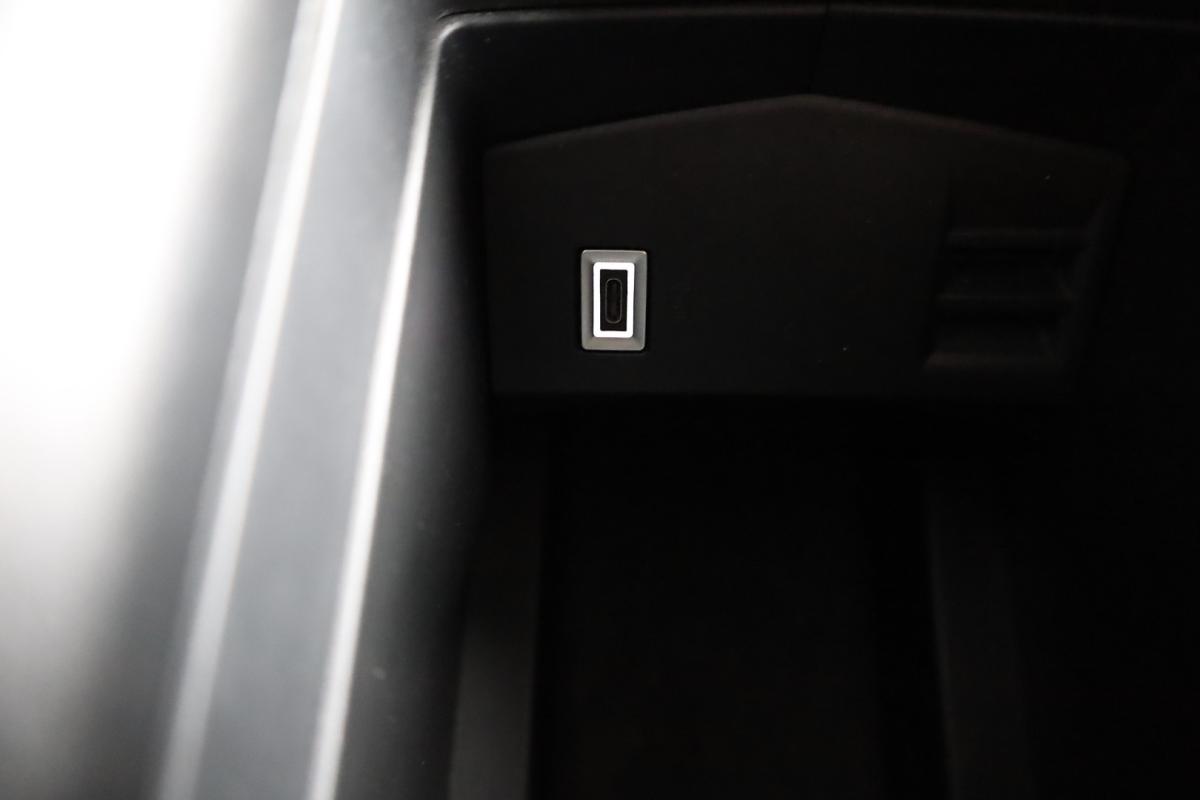 peugeot-308-2022-gasolina-1199cc