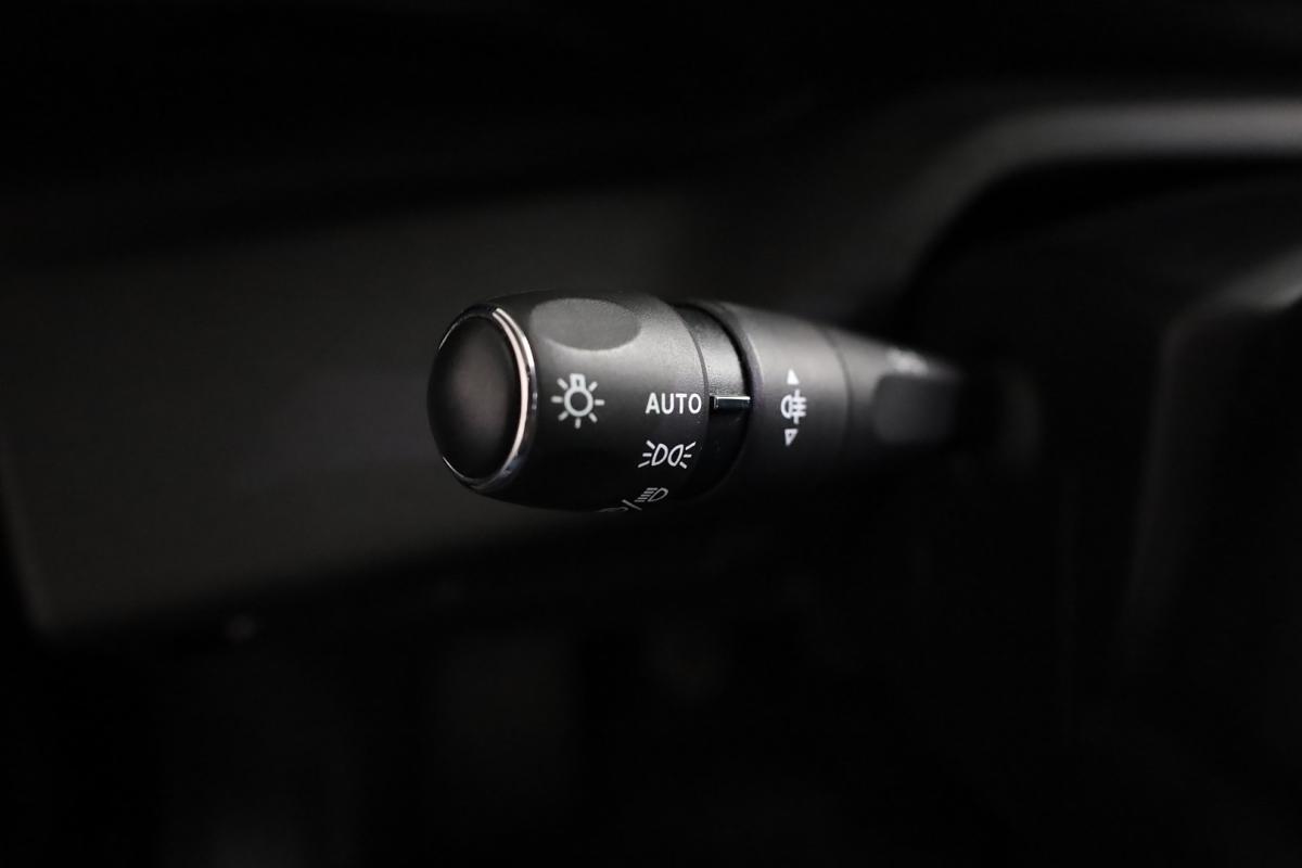 peugeot-308-2022-gasolina-1199cc