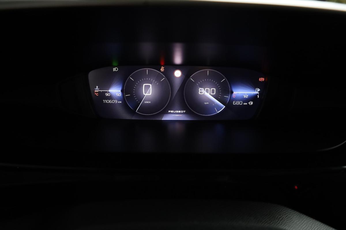 peugeot-308-2022-gasolina-1199cc