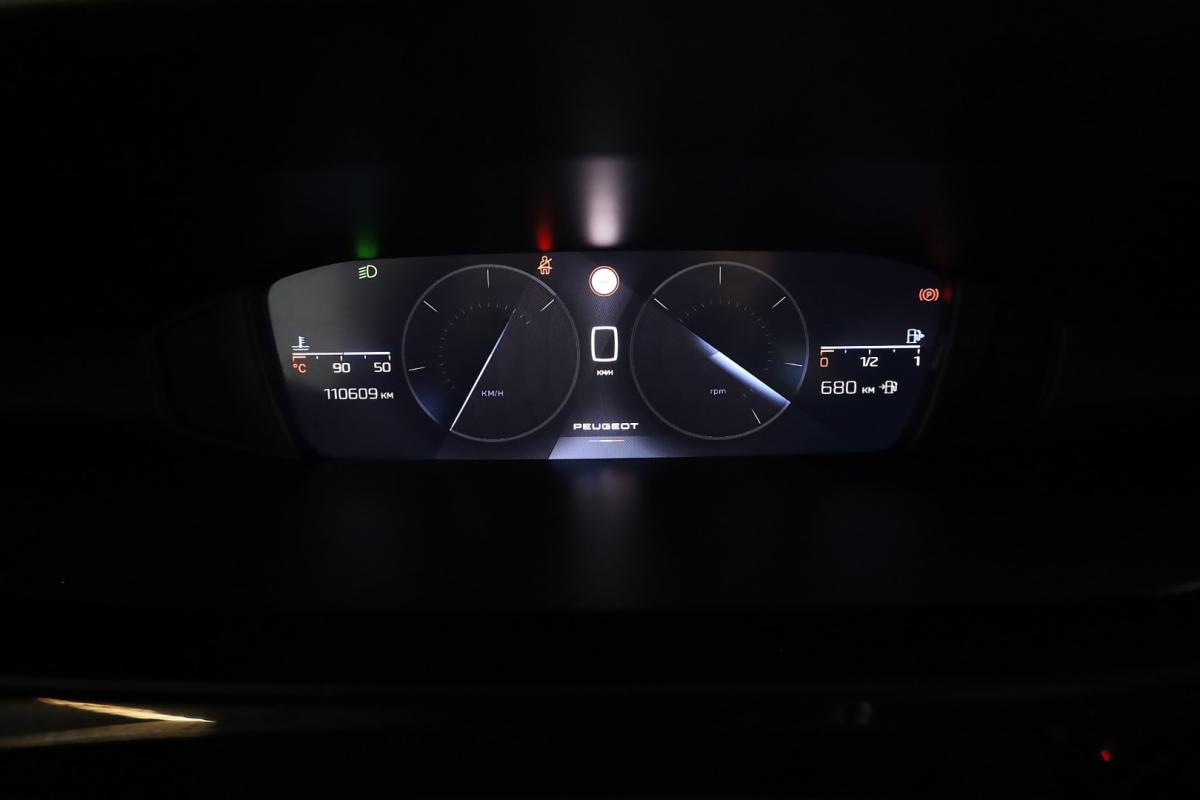 peugeot-308-2022-gasolina-1199cc