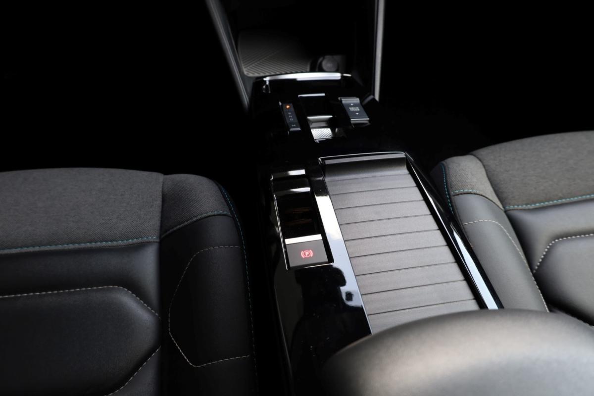 citroen-c4-2023-gasolina-1199cc