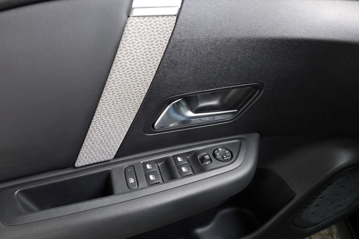citroen-c4-2023-gasolina-1199cc