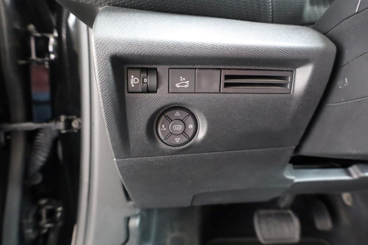 citroen-c4-2023-gasolina-1199cc