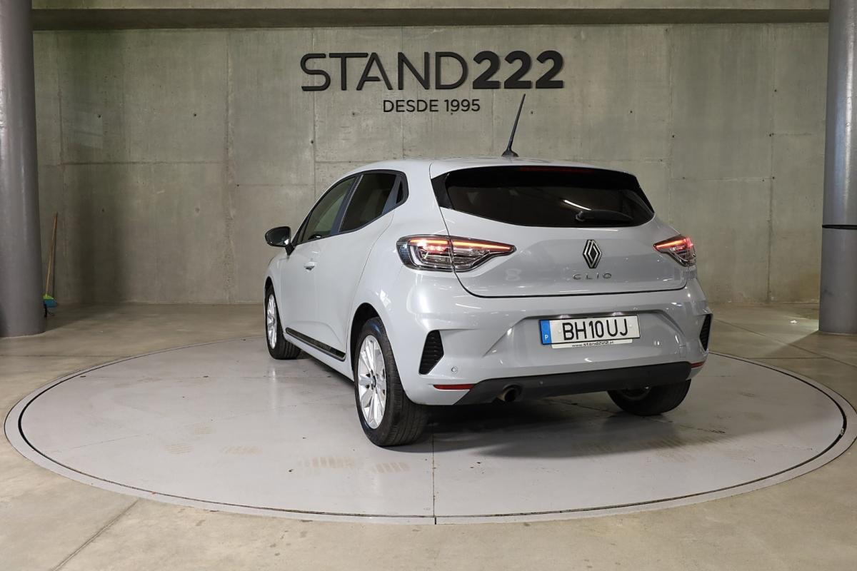 renault-clio-2024-diesel-1461cc