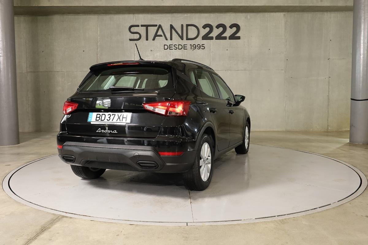 seat-arona-2023-gasolina-999cc