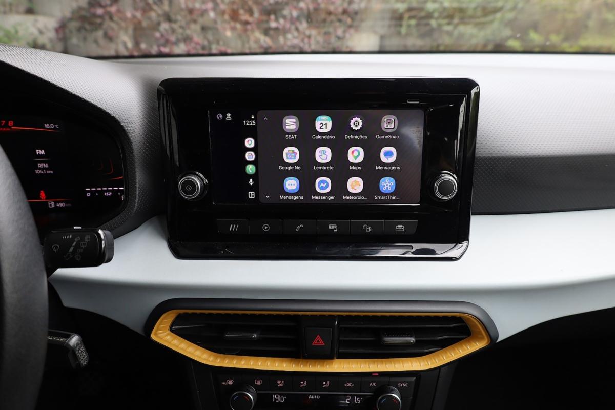 seat-arona-2023-gasolina-999cc