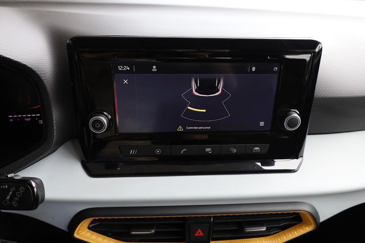 seat-arona-2023-gasolina-999cc