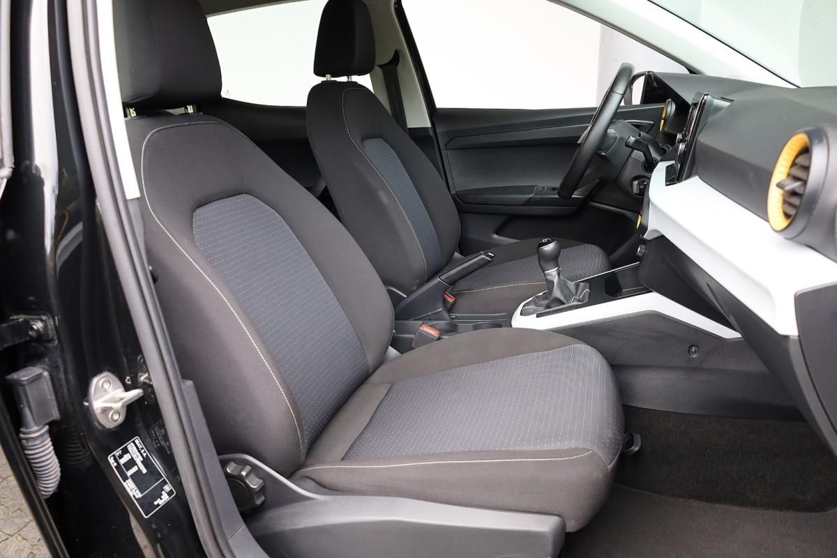 seat-arona-2023-gasolina-999cc