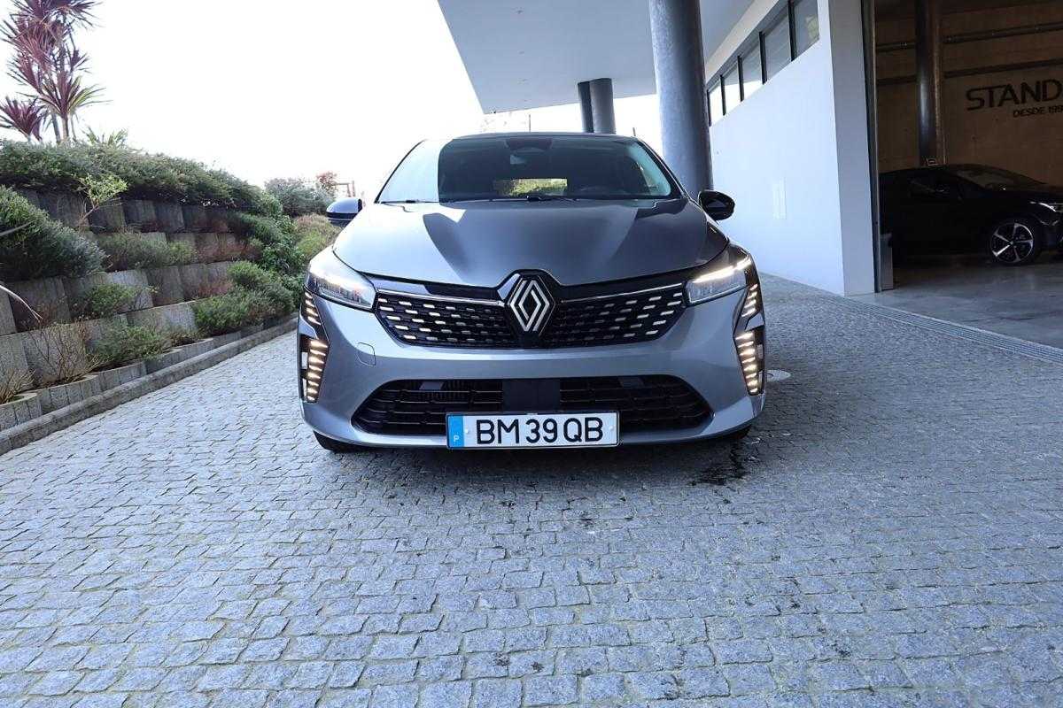renault-clio-2024-gasolina-999cc