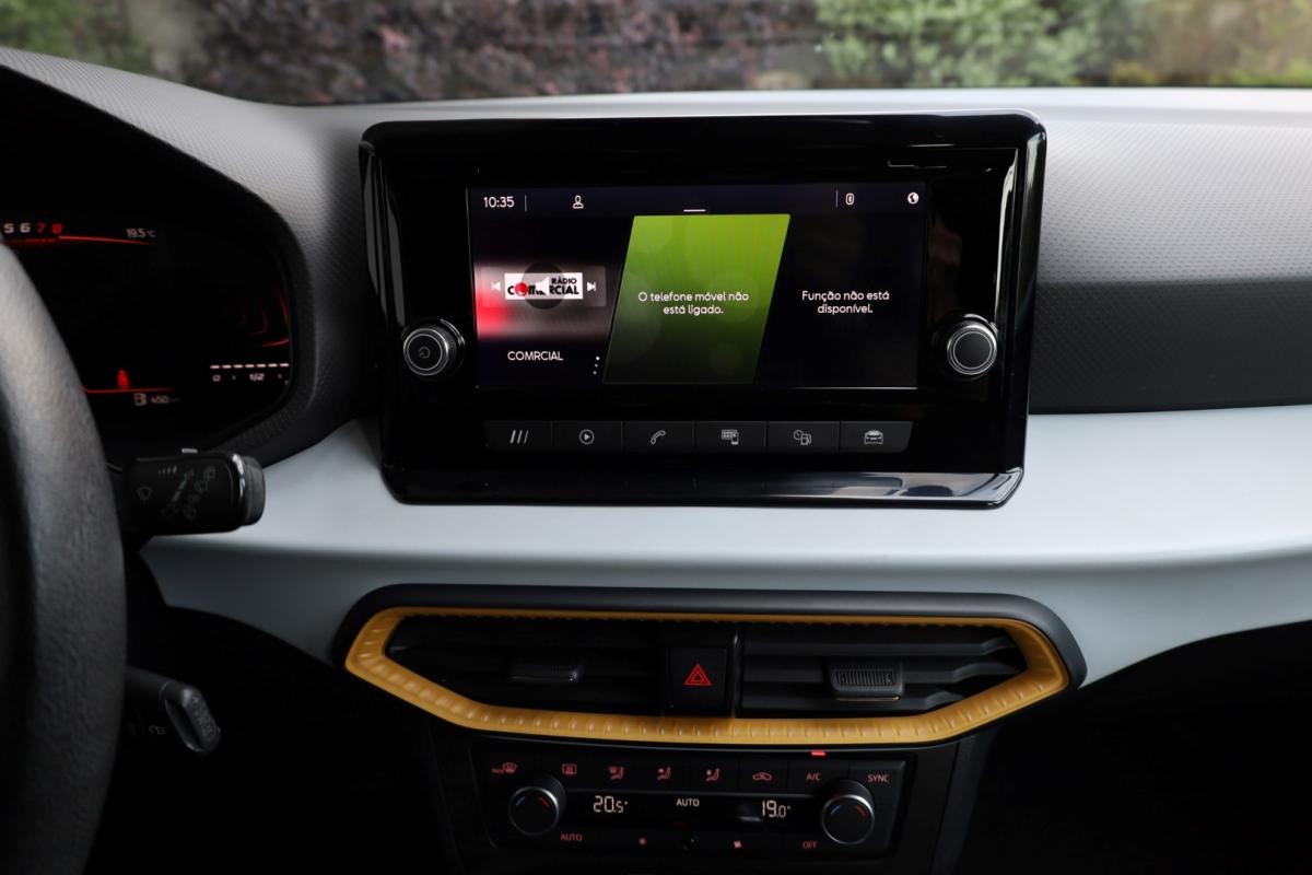 seat-arona-2023-gasolina-999cc