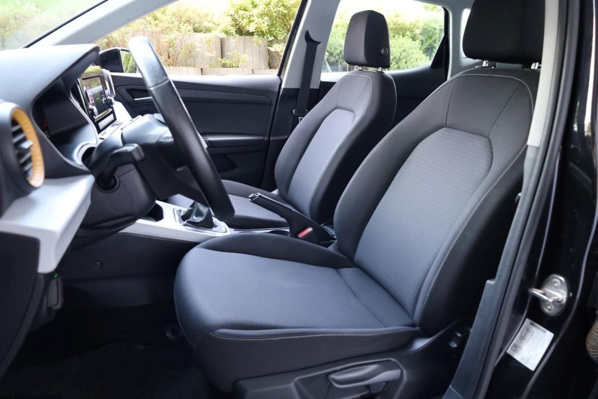 seat-arona-2023-gasolina-999cc
