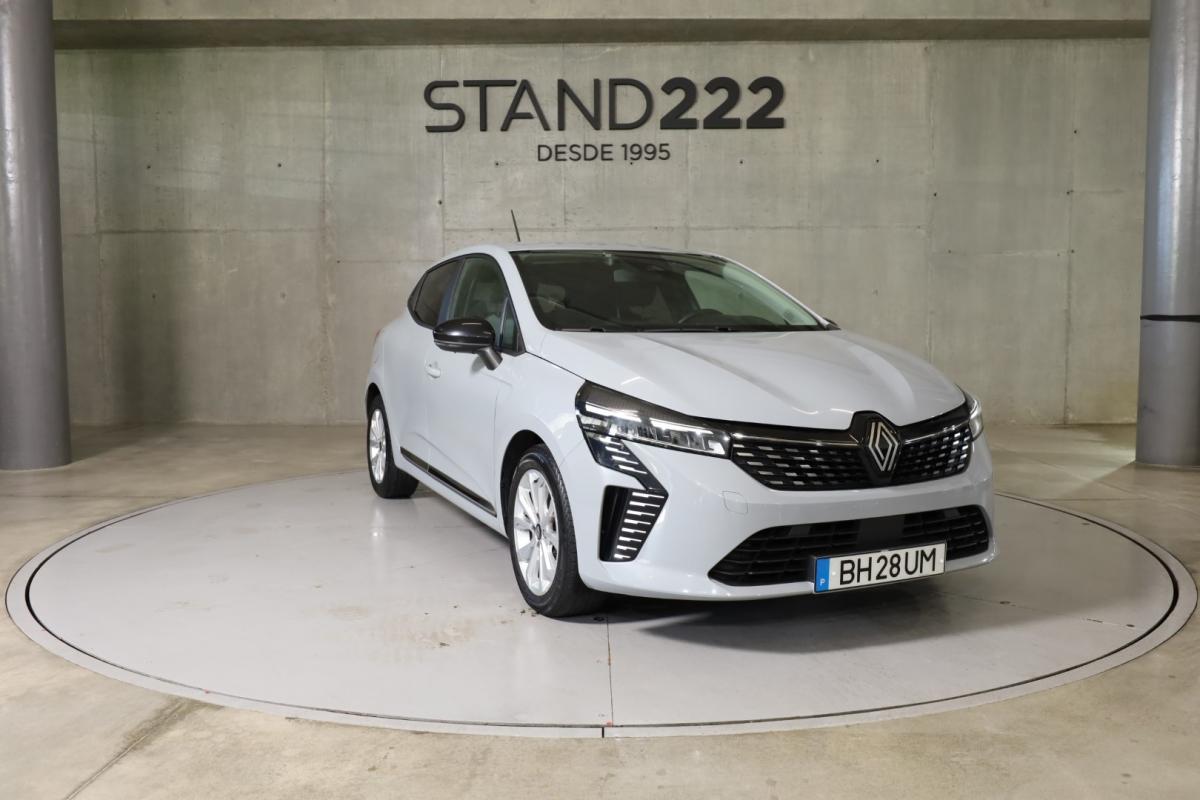 renault-clio-2024-diesel-1461cc