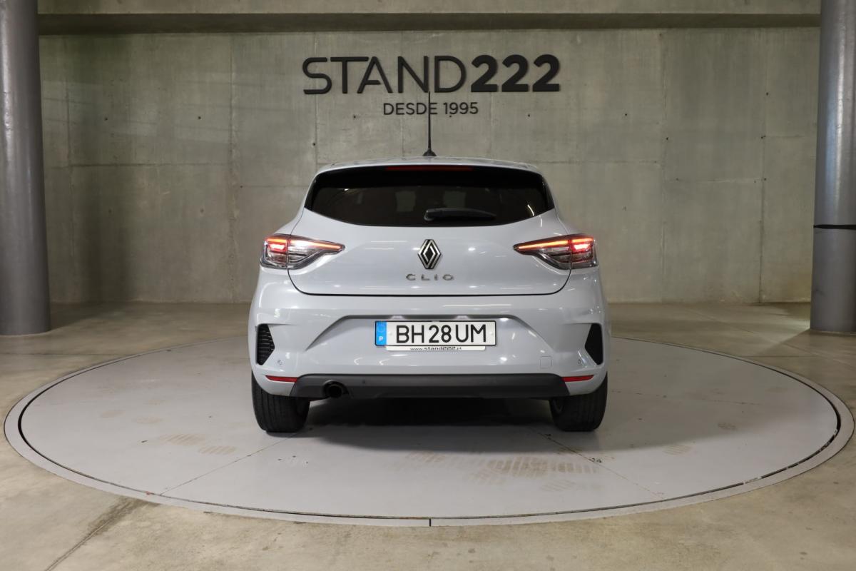 renault-clio-2024-diesel-1461cc