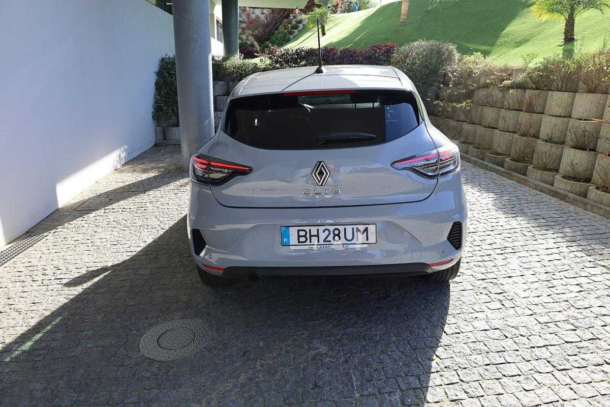 renault-clio-2024-diesel-1461cc