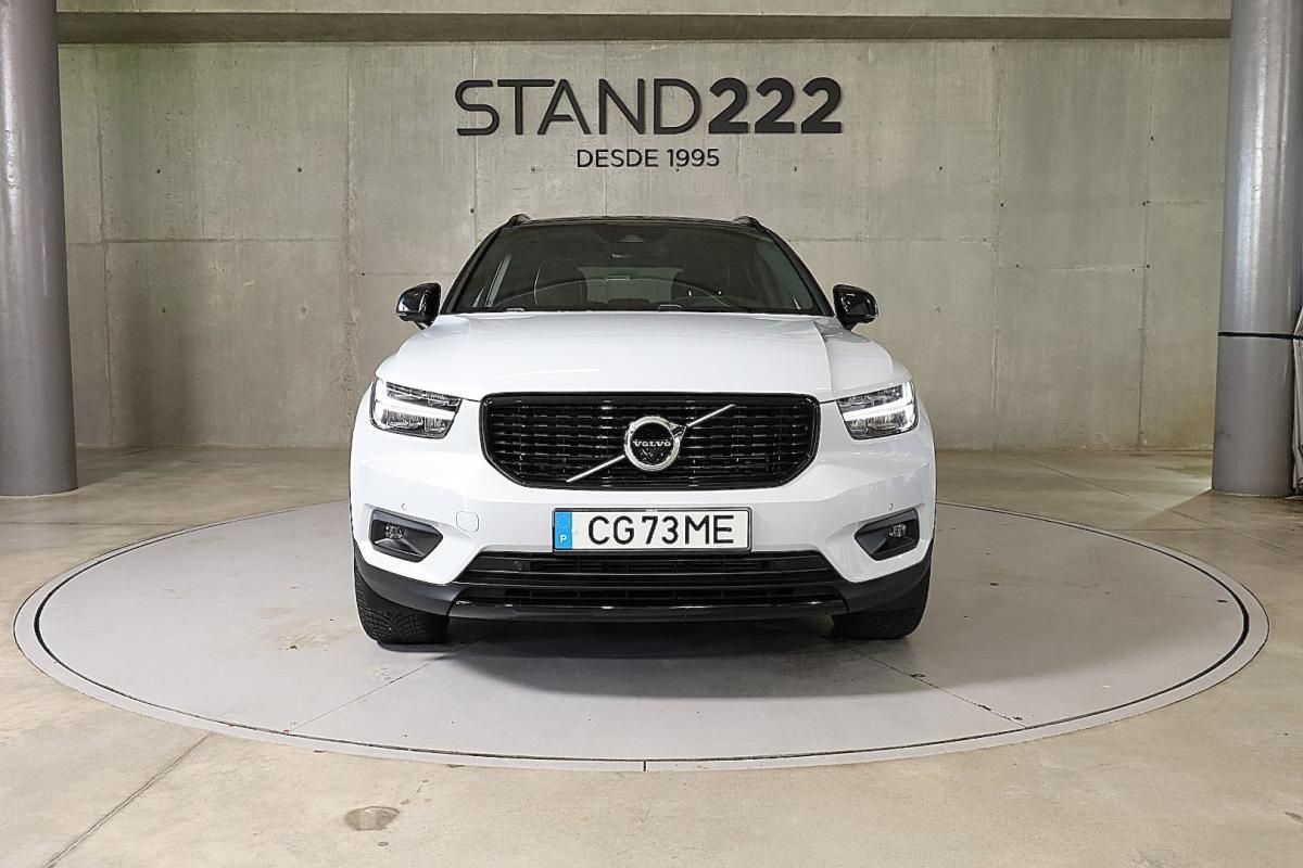 volvo-xc40-2021-hibrido-a-gasolina-1477cc