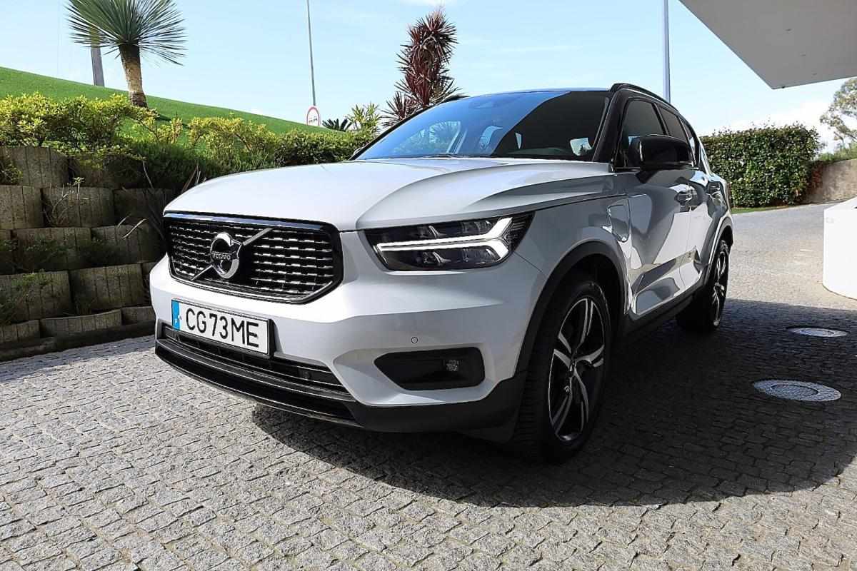 volvo-xc40-2021-hibrido-a-gasolina-1477cc