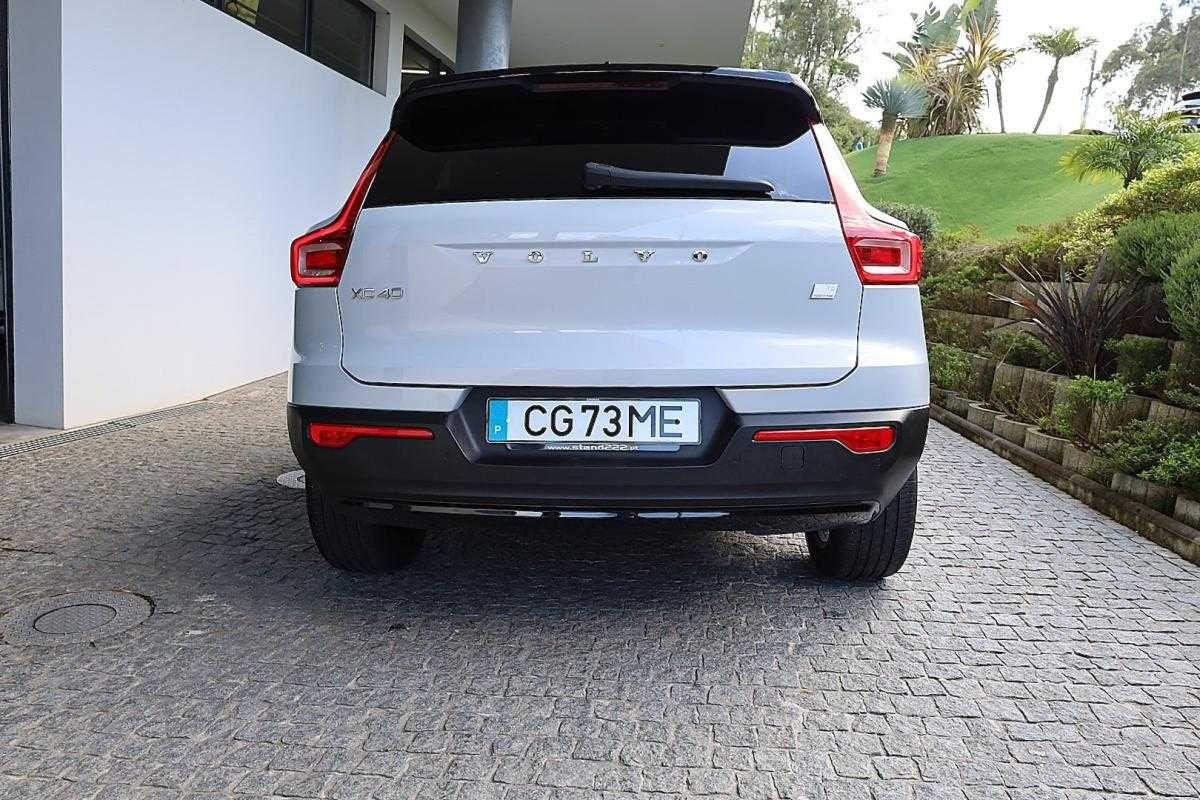 volvo-xc40-2021-hibrido-a-gasolina-1477cc
