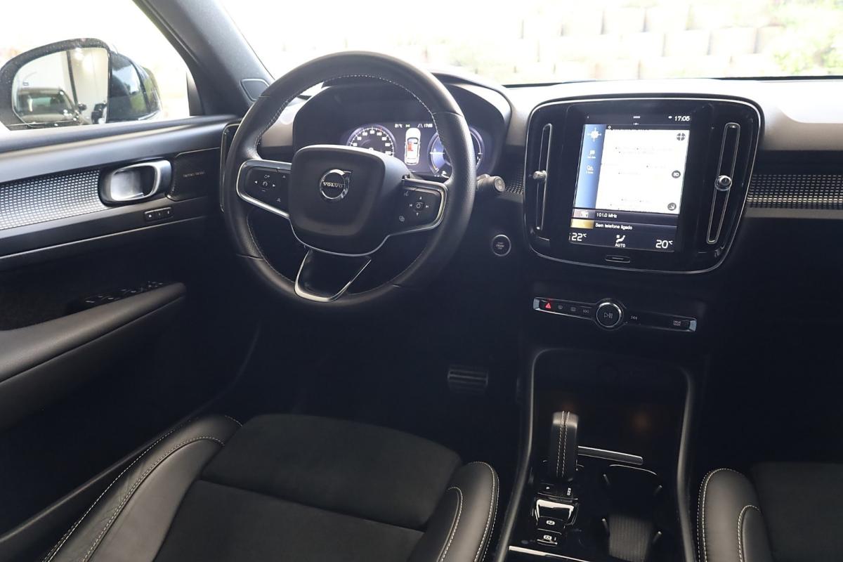 volvo-xc40-2021-hibrido-a-gasolina-1477cc