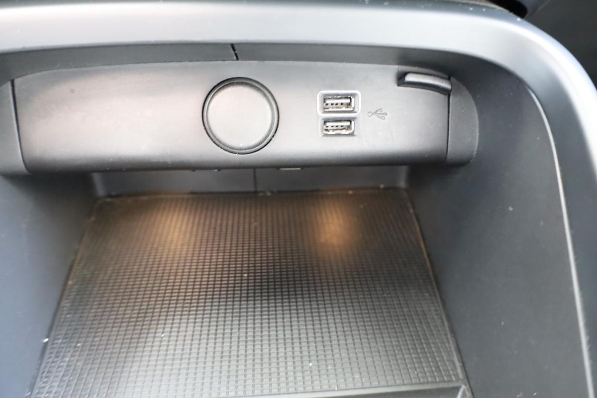 volvo-xc40-2021-hibrido-a-gasolina-1477cc