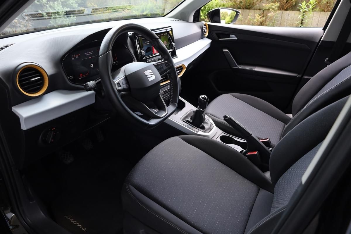 seat-arona-2024-gasolina-999cc