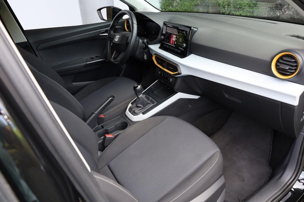 seat-arona-2024-gasolina-999cc