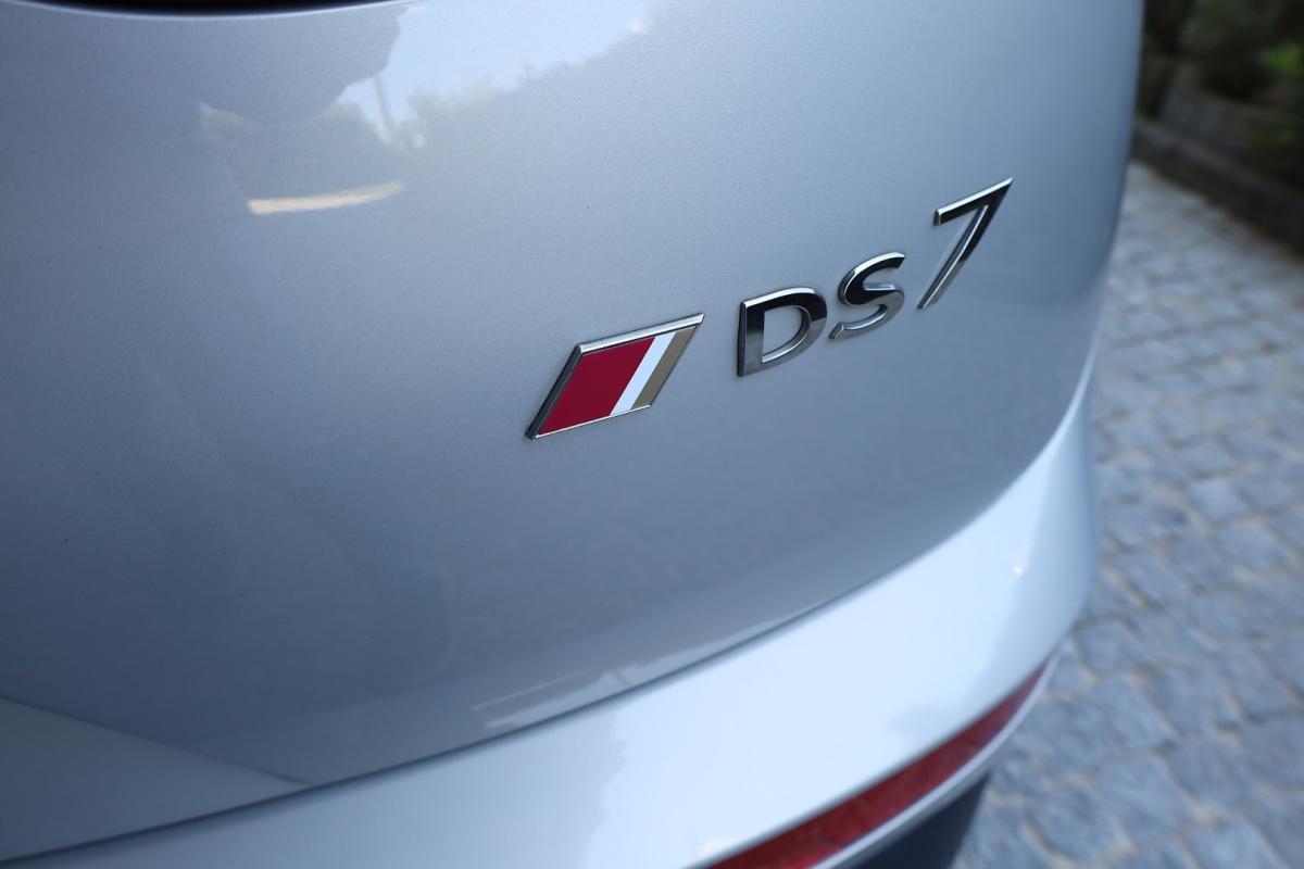 ds-ds-7-crossback-2022-hibrido-a-gasolina-1598cc