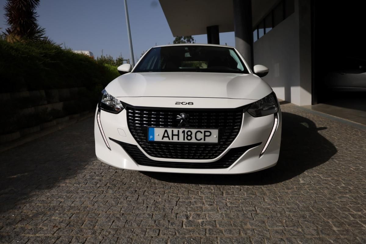 peugeot-208-2021-gasolina-1199cc
