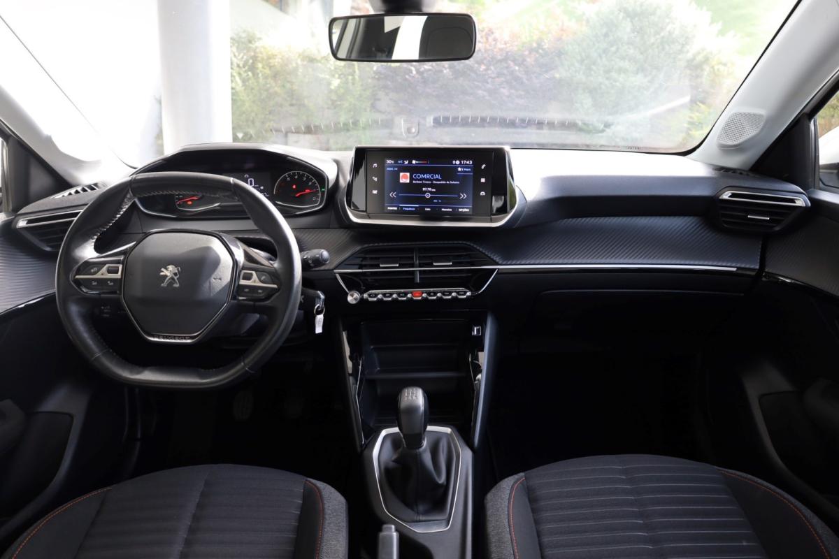 peugeot-208-2021-gasolina-1199cc
