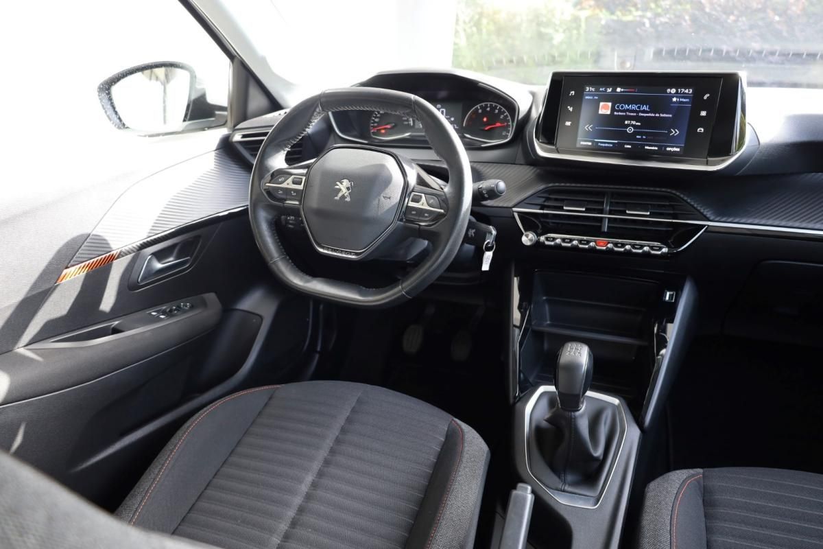 peugeot-208-2021-gasolina-1199cc
