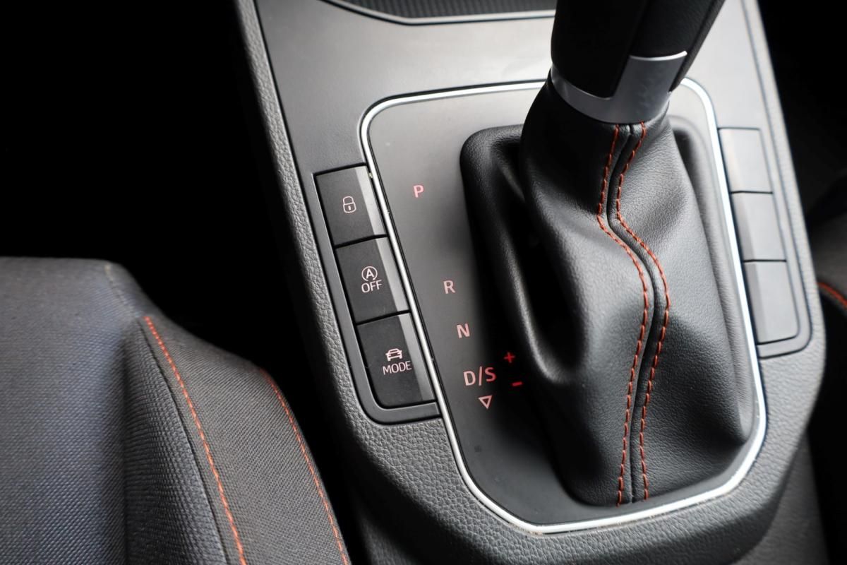 seat-ibiza-2025-gasolina-999cc