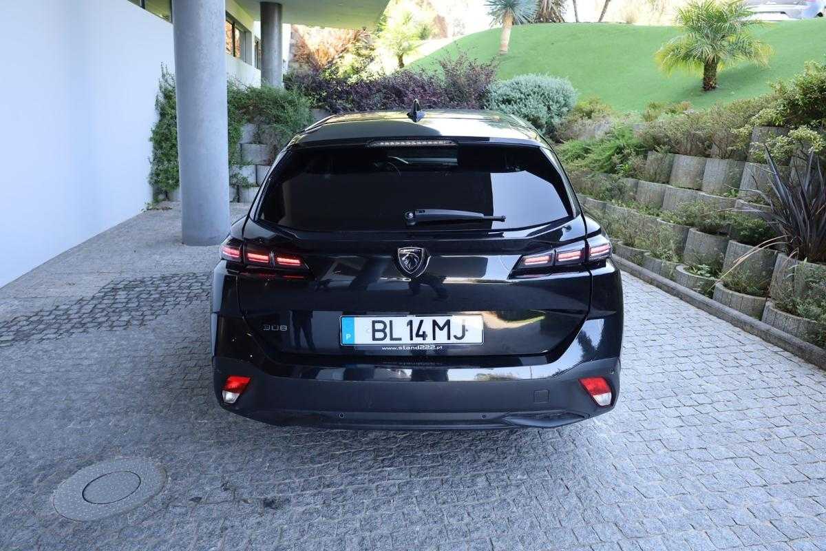 peugeot-308-sw-2024-gasolina-1199cc