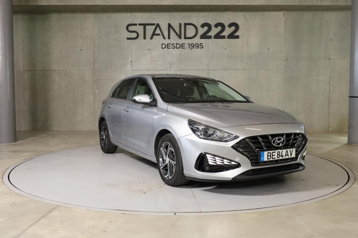 hyundai-i30-2023-gasolina-998cc