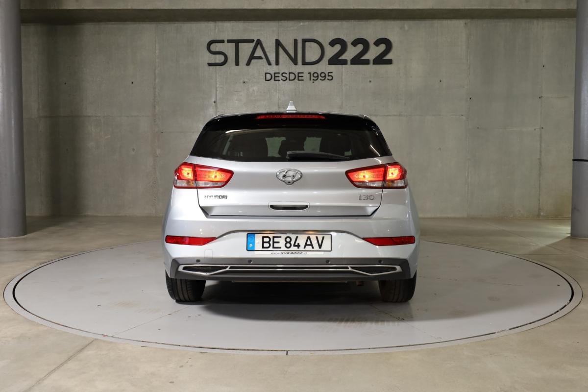 hyundai-i30-2023-gasolina-998cc