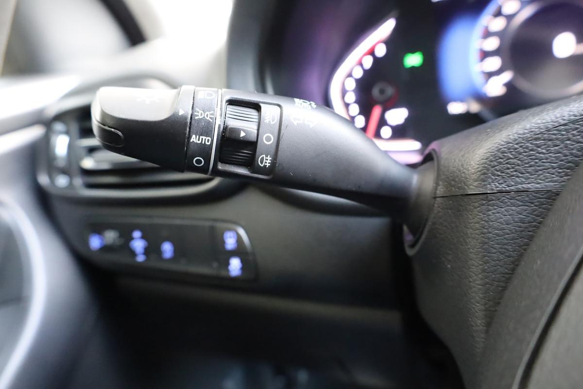 hyundai-i30-2023-gasolina-998cc