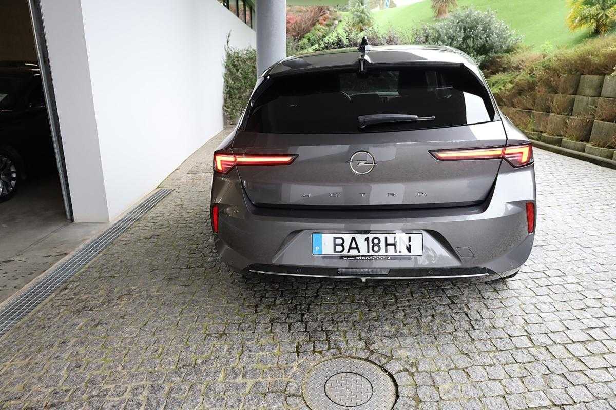 opel-astra-2023-gasolina-1199cc