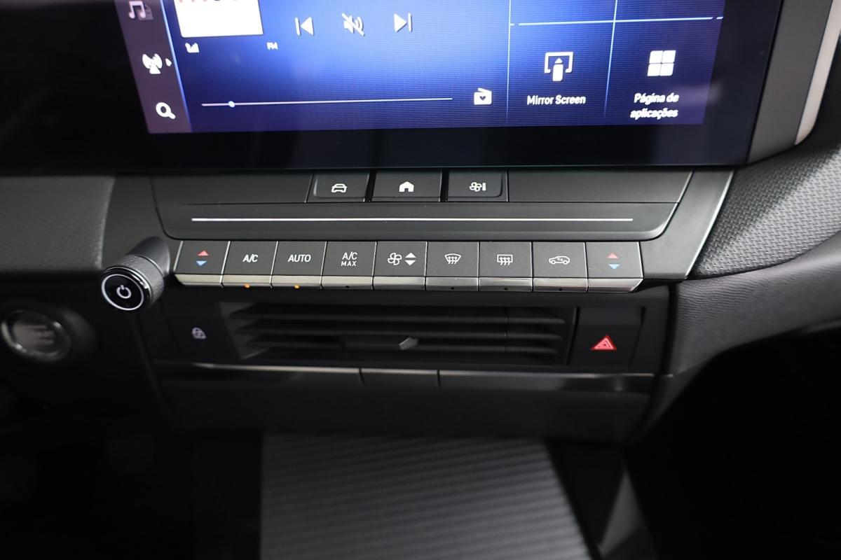 opel-astra-2023-gasolina-1199cc