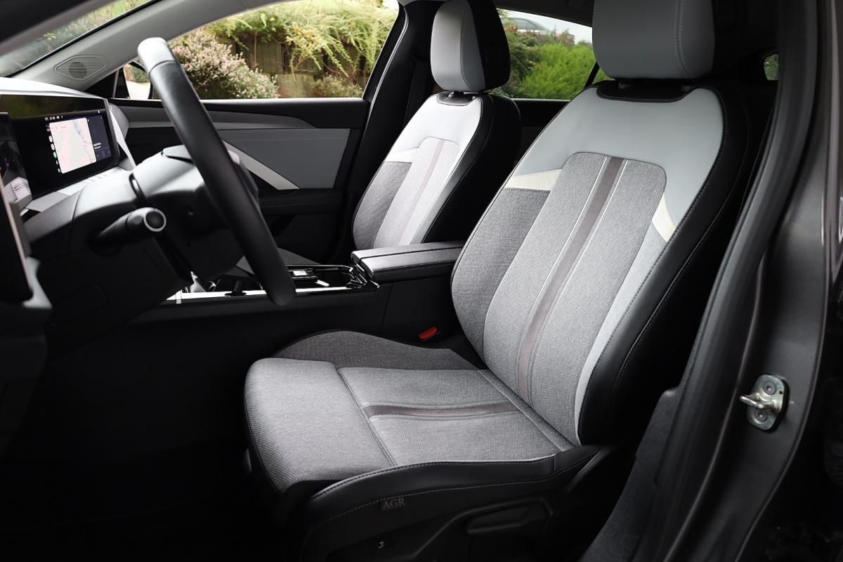 opel-astra-2023-gasolina-1199cc
