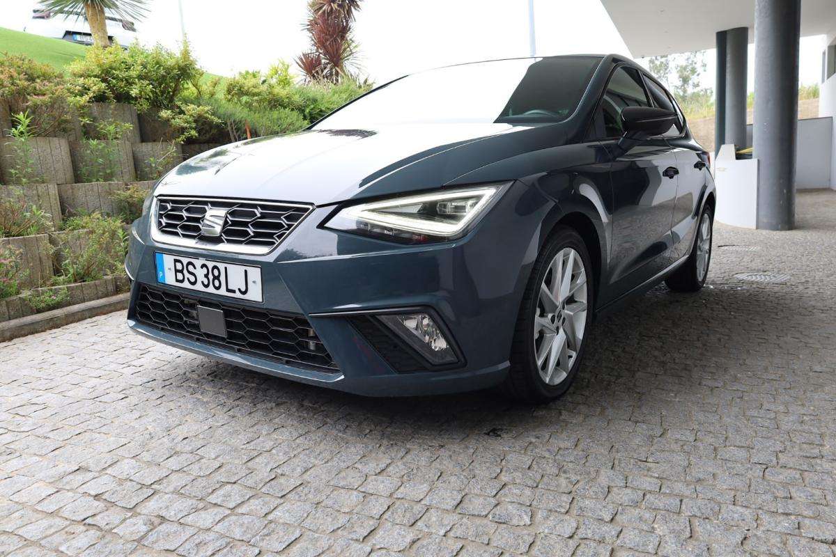 seat-ibiza-2025-gasolina-999cc