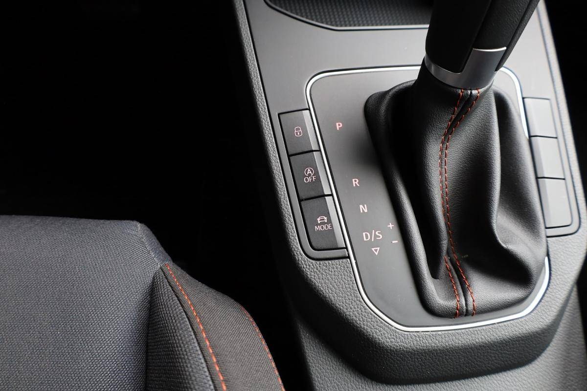 seat-ibiza-2025-gasolina-999cc