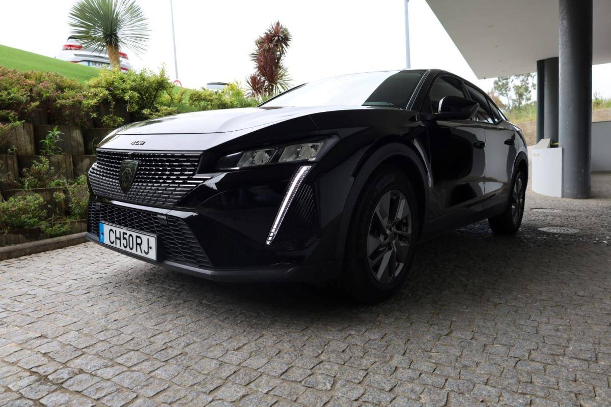 peugeot-408-2024-hibrido-a-gasolina-1598cc