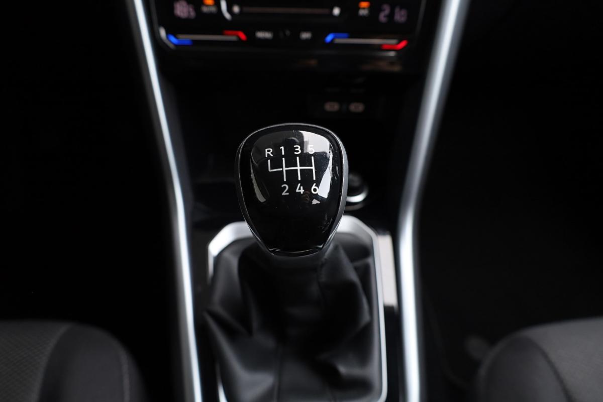volkswagen-t-roc-2024-gasolina-999cc