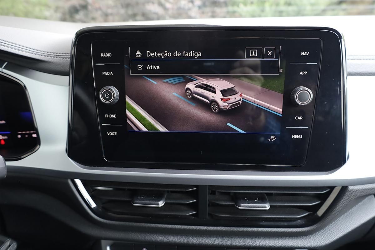 volkswagen-t-roc-2024-gasolina-999cc